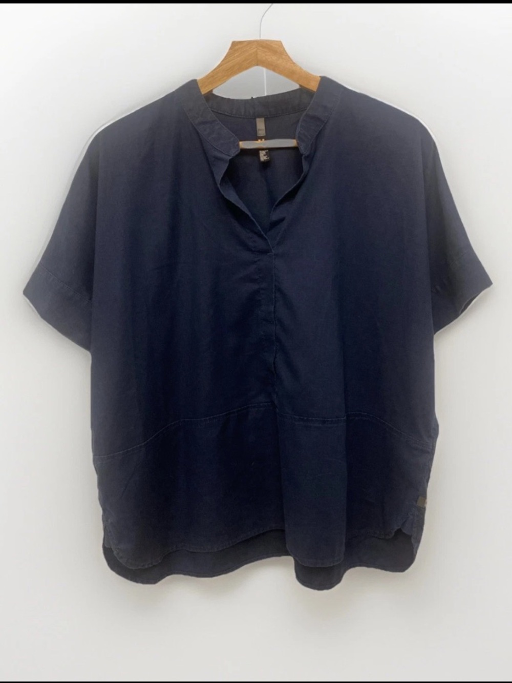 💐MEC Women’s Short-Sleeve Navy Kimono Sleeve Shirt